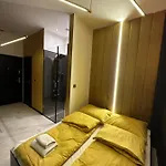 Darkhouse Versace Gold